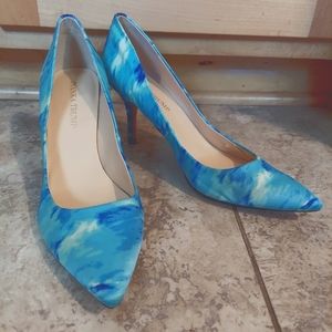 EUC Ivanka Trump blue heels